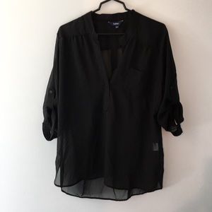 8/15 Quarter sleeve length sheer blouse